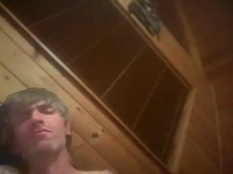 Snapshot of 6poundtown9 chatting on June 4, 2026, 10:54 am 6poundtown9 online show from June 4, 2026, 10:54 am