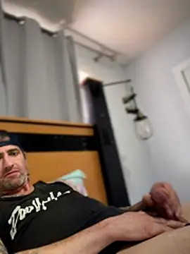 Snapshot of 6poundtown9 chatting on July 11, 2026, 1:41 am 6poundtown9 online show from July 11, 2026, 1:41 am