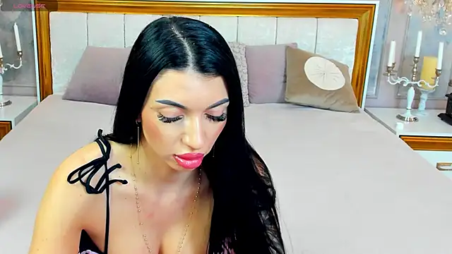 MightyMiss online show from March 18, 2025, 6:46 am