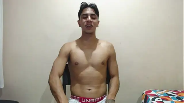 Snapshot of Monkey_uchiha777 chatting on September 11, 2025, 2:33 am Monkey uchiha777 online show from September 11, 2025, 2:33 am