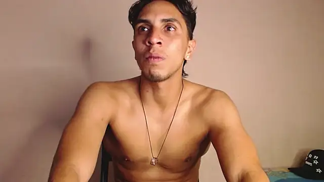 Snapshot of Monkey_uchiha777 chatting on October 19, 2025, 11:38 pm Monkey uchiha777 online show from October 19, 2025, 11:38 pm