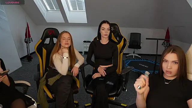 Billie054 online show from November 4, 2025, 11:53 am