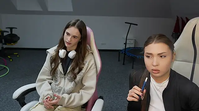 Billie054 online show from November 8, 2025, 11:54 am