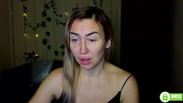 Kiss julli88I online show from January 6, 2026, 6:22 pm