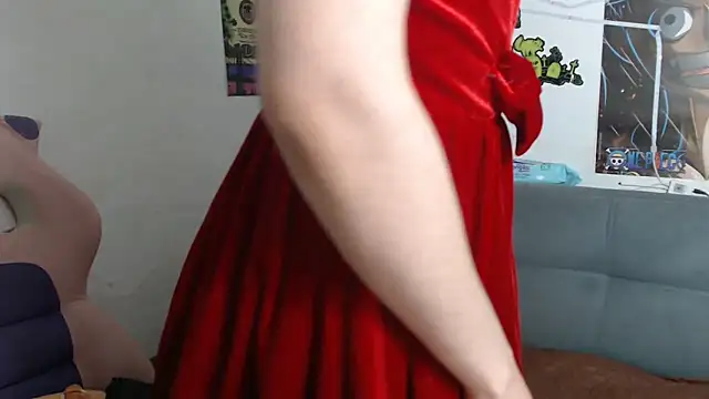 Amala Hott online show from September 26, 2025, 3:10 am