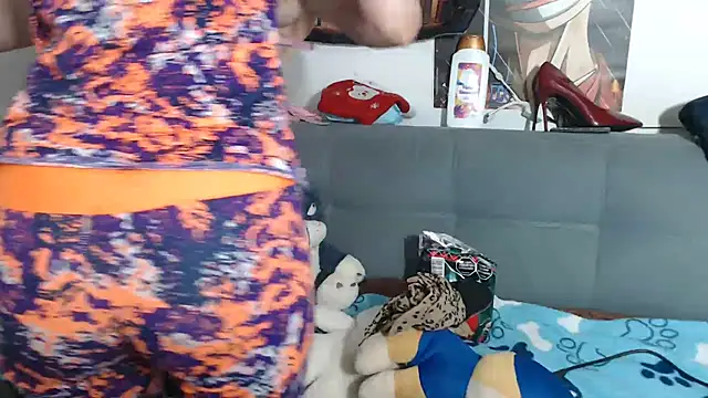 Amala Hott online show from November 30, 2025, 11:53 pm