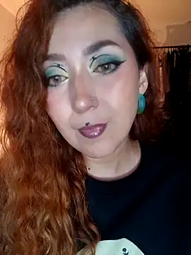 Luz delunaa online show from March 19, 2025, 4:14 am