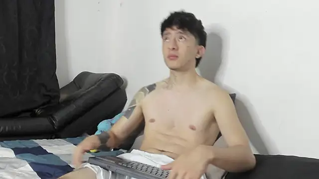 troy rouge online show from March 4, 2026, 11:27 am