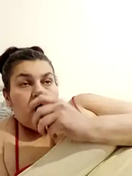 Curvy-Essex-Milf online show from March 8, 2026, 2:04 am