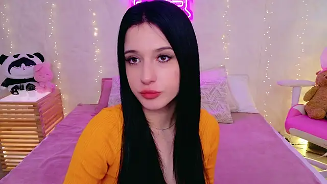 JaneRayan online show from September 16, 2025, 5:03 pm