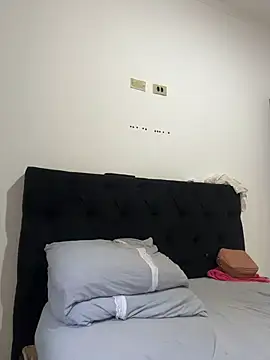 jheicylli online show from April 20, 2026, 1:14 pm