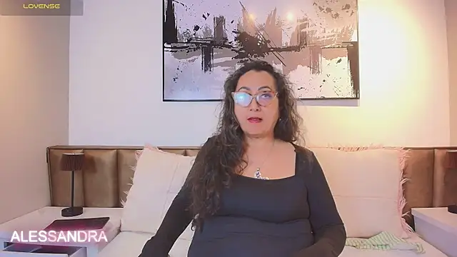 AlessandraLeroy online show from April 20, 2026, 12:08 pm