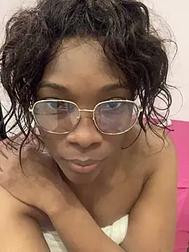 Nahomy gree online show from March 14, 2025, 1:37 am