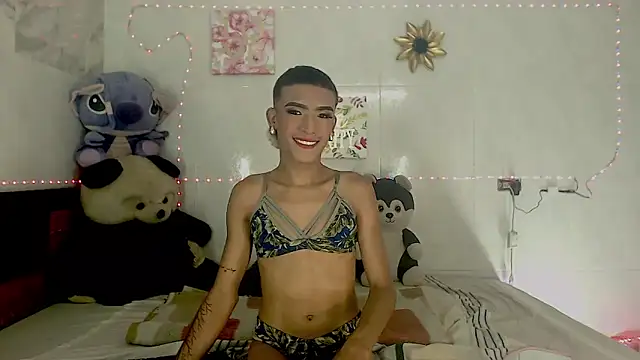 KimberlyXtreme online show from September 19, 2025, 12:12 am