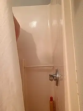 KITTYBOOBOOFUXX online show from November 29, 2025, 3:20 am