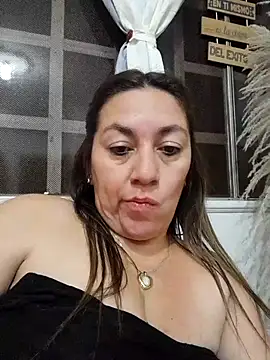 Luna-nevada online show from October 11, 2025, 2:33 am