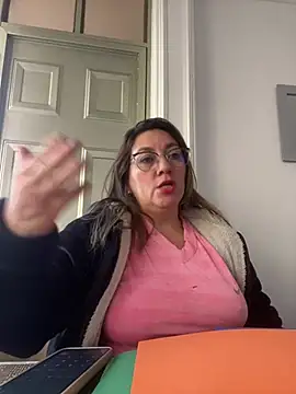 Luna-nevada online show from April 9, 2026, 10:15 pm