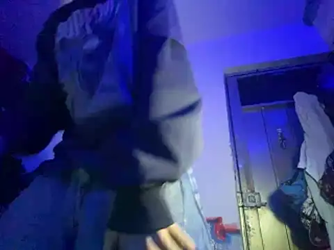 kirito kun online show from March 25, 2026, 3:23 am