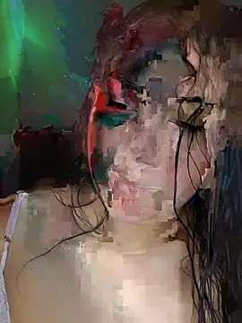 esmeralda jadees online show from March 14, 2025, 3:04 am