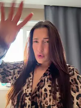 AleksandraRich online show from April 23, 2026, 1:07 am