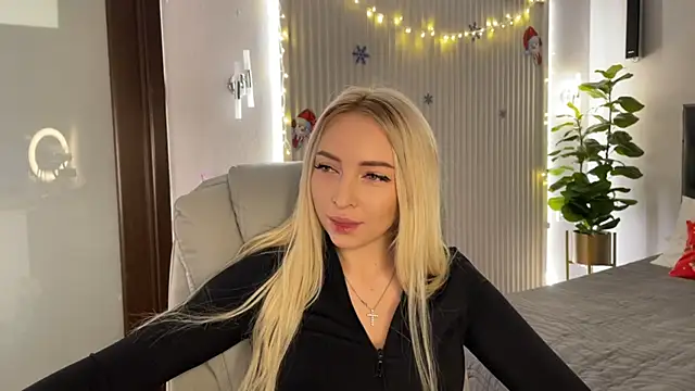 OhMyEmma online show from December 19, 2025, 1:12 am