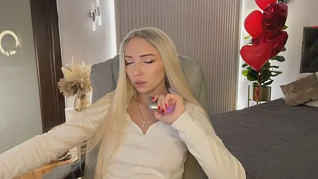 OhMyEmma online show from February 20, 2026, 1:13 am