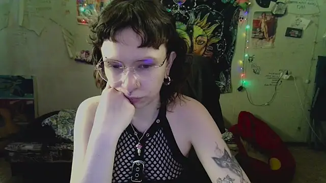 Snapshot of Lil_foxxx chatting on July 27, 2026, 9:38 am Lil foxxx online show from July 27, 2026, 9:38 am