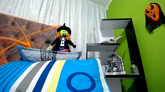 ANA-BULLOCK- online show from October 30, 2025, 12:17 pm