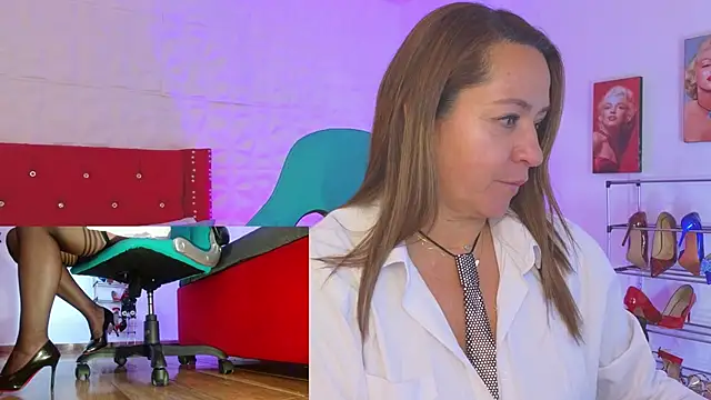 weet Evans    online show from October 7, 2025, 3:36 am