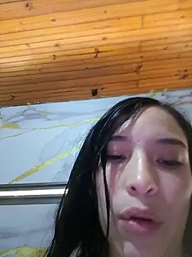 Zoebreastmilk2 online show from April 26, 2026, 6:27 pm