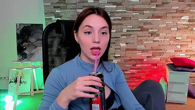 OlgaPetrova online show from March 12, 2025, 1:08 pm