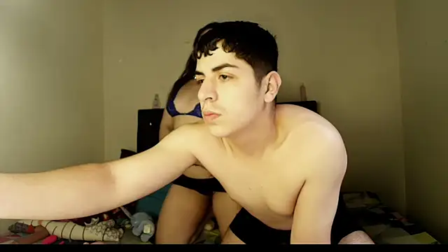 Kymberlyandlucas2 online show from November 23, 2025, 1:22 pm