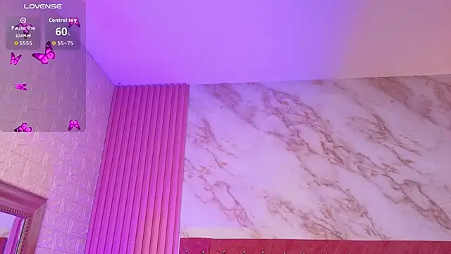 goldilockss15 online show from April 10, 2026, 11:26 am