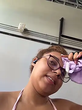 AlesiaCooper online show from March 13, 2026, 8:37 pm