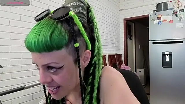 freyaa sorcerees online show from October 16, 2025, 5:58 pm