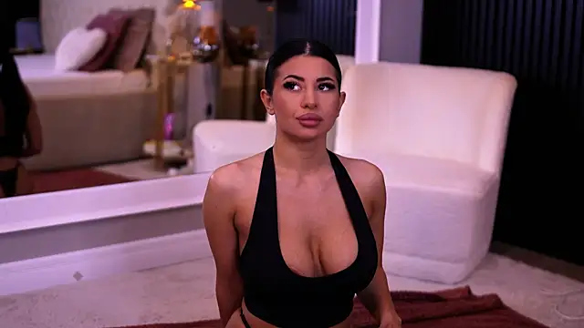 TanyaVonDe online show from April 21, 2026, 3:39 pm