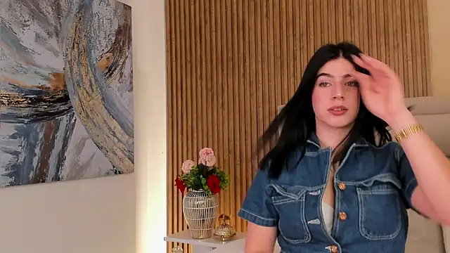 FatimaEvans online show from November 17, 2025, 3:51 pm