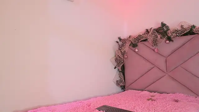 eva sin18 online show from December 18, 2025, 11:11 pm