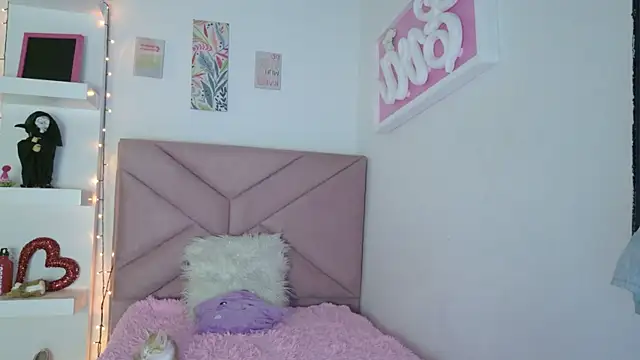 eva sin18 online show from April 23, 2026, 11:07 pm