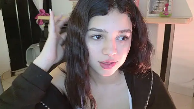 eva sin18 online show from June 8, 2026, 1:28 am