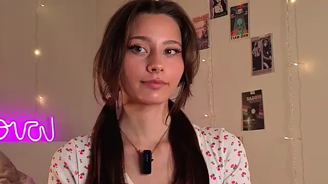 EditaBails online show from September 20, 2025, 6:42 pm