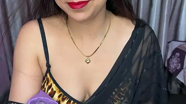 Eeraa  online show from April 22, 2026, 1:52 am