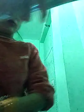 Hotty-Nidhi online show from December 19, 2025, 3:52 pm