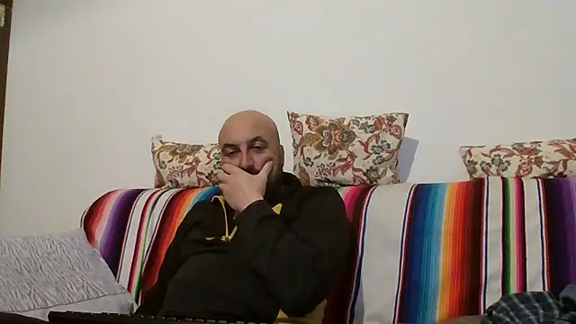 maxxxio12 online show from March 31, 2026, 6:52 pm