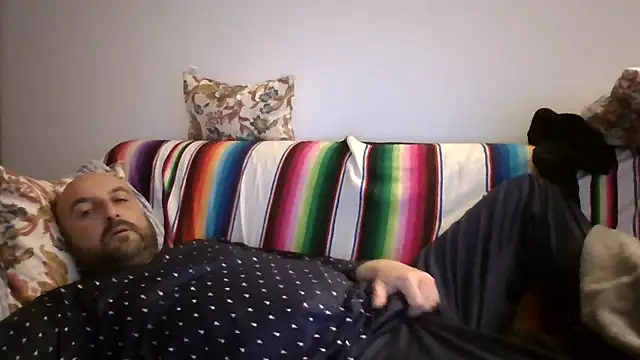 maxxxio12 online show from April 15, 2026, 7:21 pm