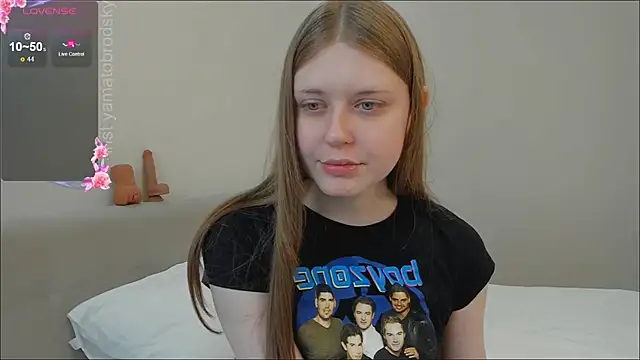 YamatoBrodsky online show from October 11, 2025, 5:50 am