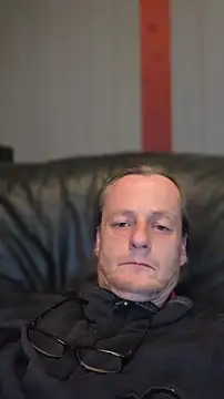 namorreyeb1 online show from March 23, 2026, 7:29 pm