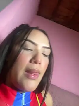 iamsara 21 online show from April 22, 2026, 6:38 am