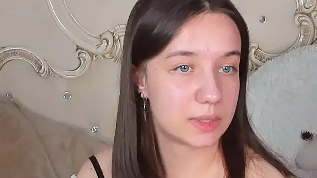 Gia Riccardo online show from March 15, 2025, 7:09 am