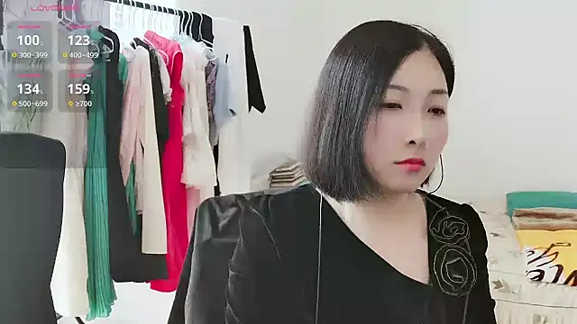 Rachel-6600 online show from September 24, 2025, 4:27 am